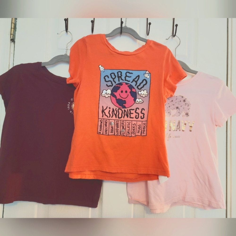 Old Navy girls 10/12 bundle t-shirts